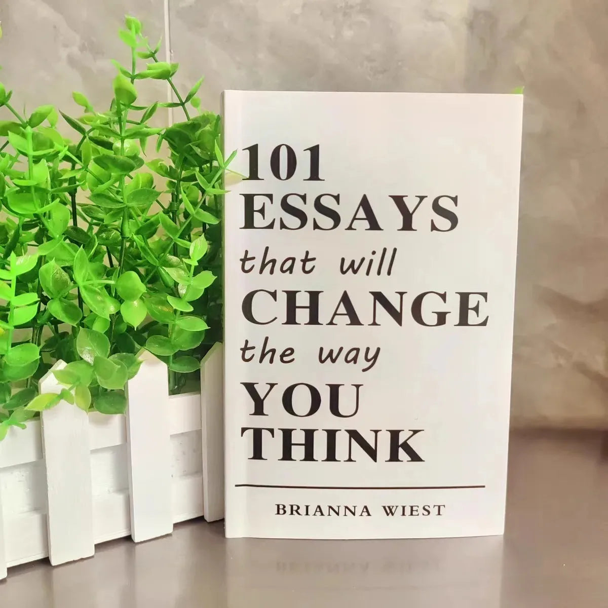 Hot selling book collection: Money Psychology books, Atomic Habits, Changing Thinking, 48 Laws of Power, etc
