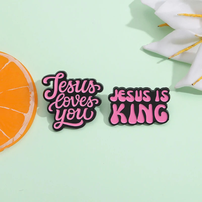 Jesus is King Jesus Loves You Enamel Pin Custom Jesus Saves Christian Brooch Laple Backpack Badge Jewelry Decoration Gifts
