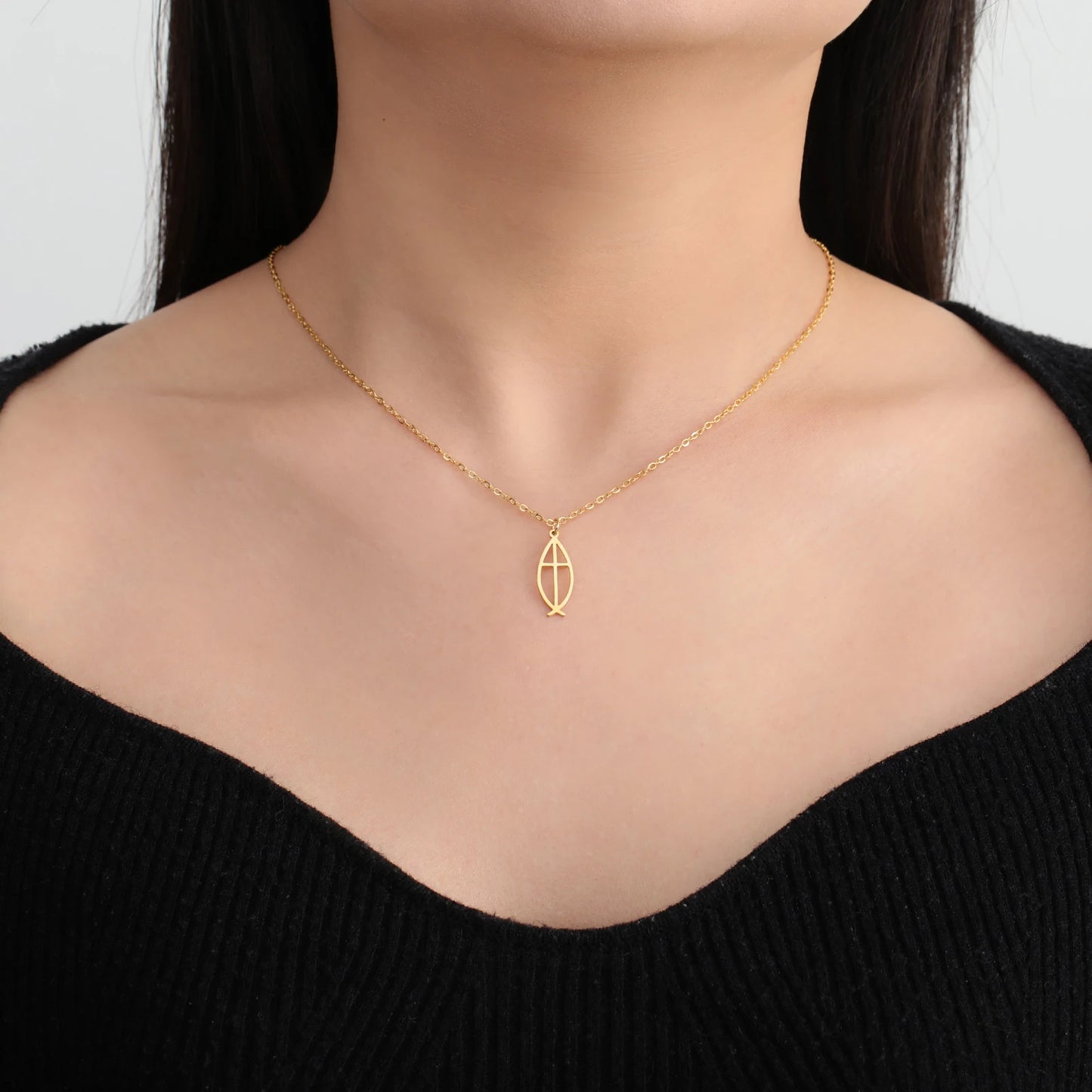LIKGREAT Christian Jesus Fish Pendant Necklace for Women Stainless Steel Ichthys Faith Pray Choker Jewelry Valentine's Day Gifts